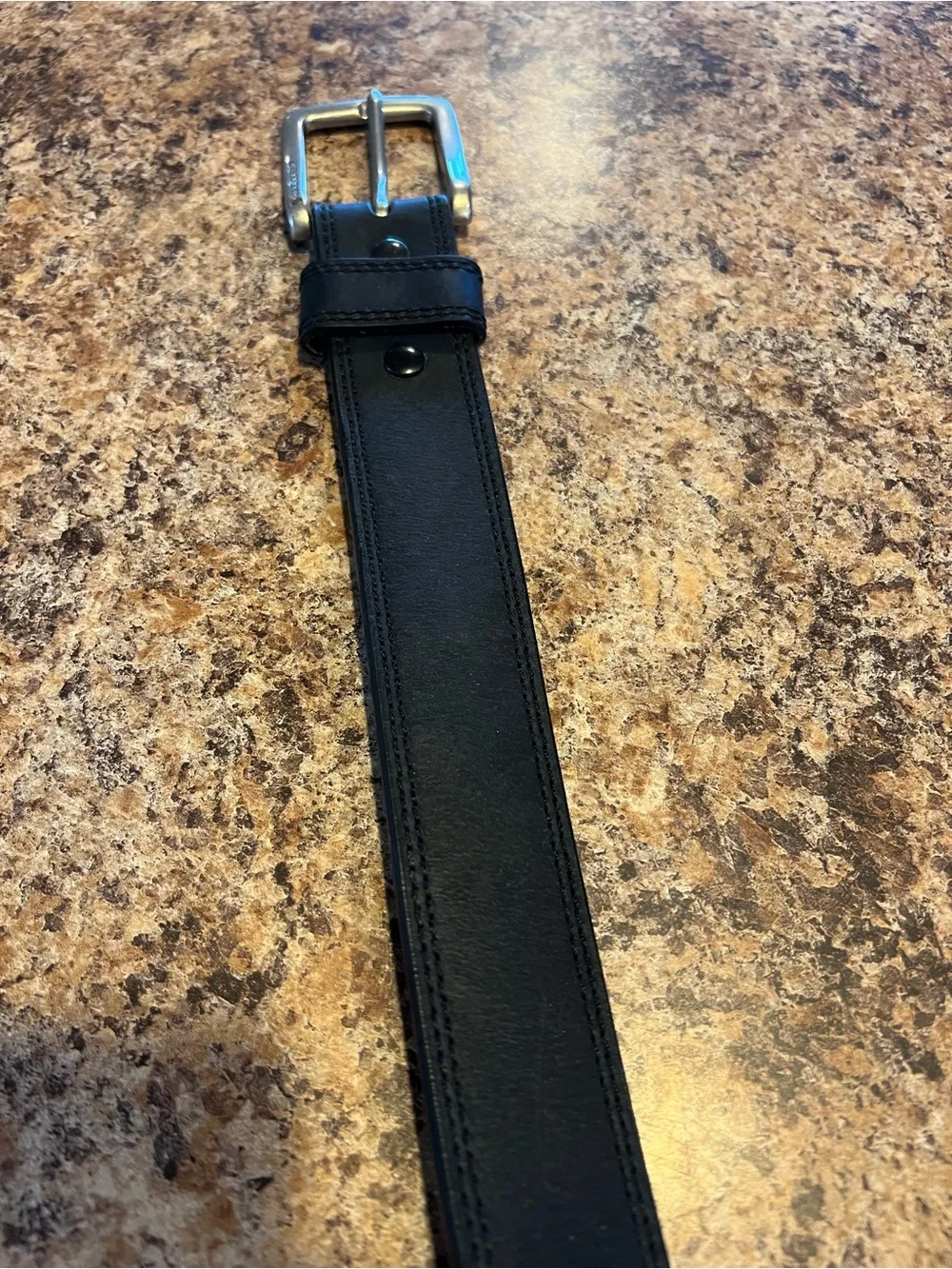 Carhartt Black Leather Belt with Silver-Tone Buckle 35 